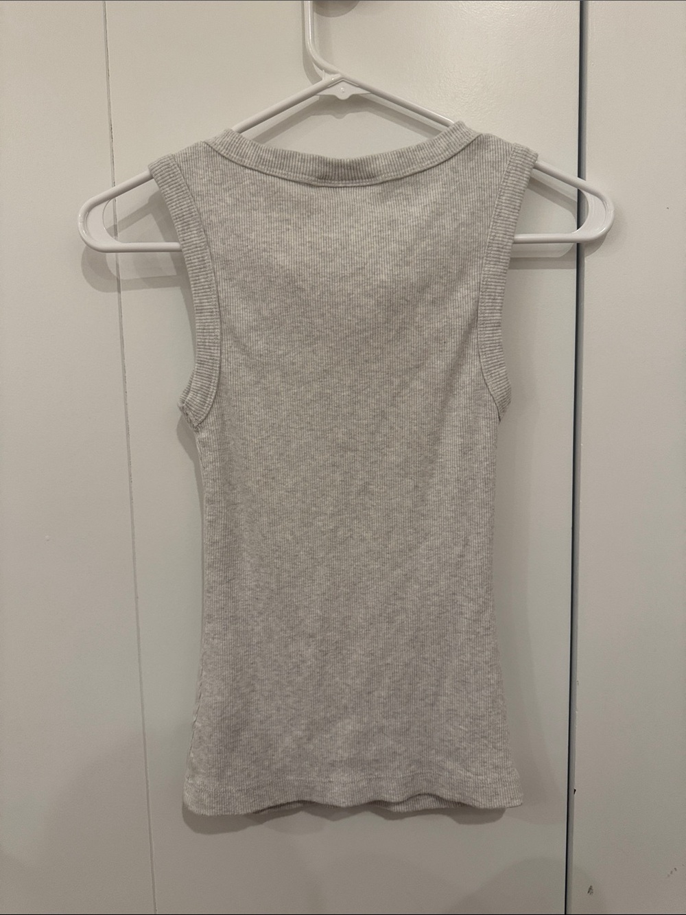 Light Gray Ribbed Henley Tank Top - Picture 3 of 3
